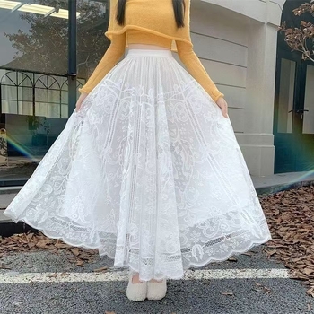 Duga suknja s floralnim uzorkom i čipkastim prorezima, oversize kroj, poliester-bavlna smjes