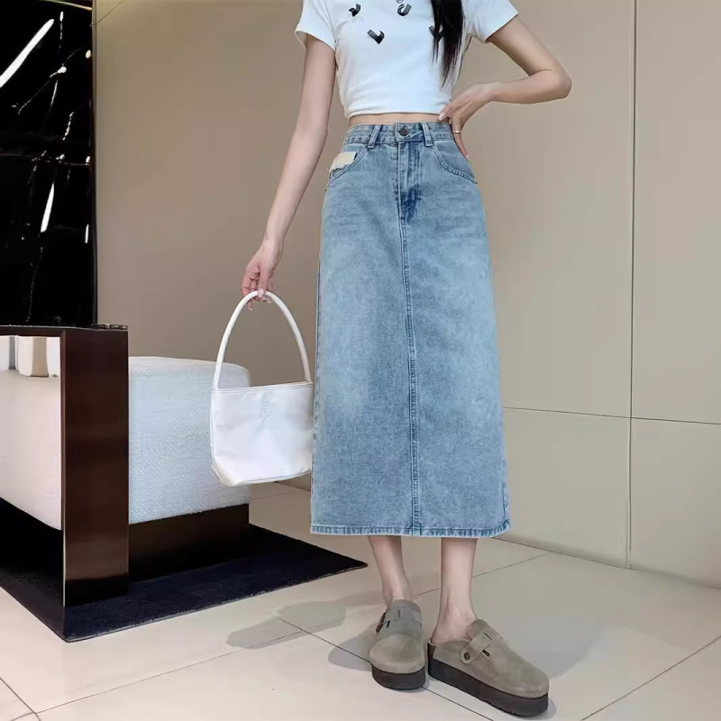 Traper suknja, visok struk, A-linija silueta, midi dužina, pamuk-poliester smjesa