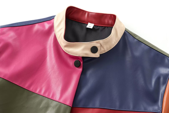 PU koža s umjetnim krznom, color-block uzorak, stojeći ovratnik, dugi rukavi, širokog kroja