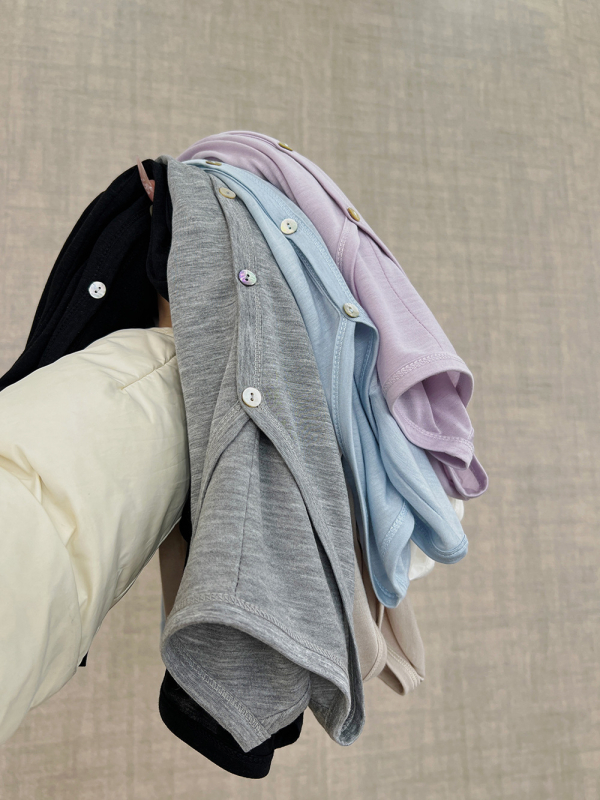 Lyocell anyagú kardigán laza szabásban, hosszú ujjú, vékony kötött anyag, hossza 50–65 cm, Lyocell 30–50% és akril 30–50%