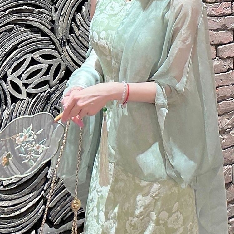 Női ujj nélküli napvédő kardigán virágmintás, könnyű poliészter anyag, laza szabás, pulóver stílus