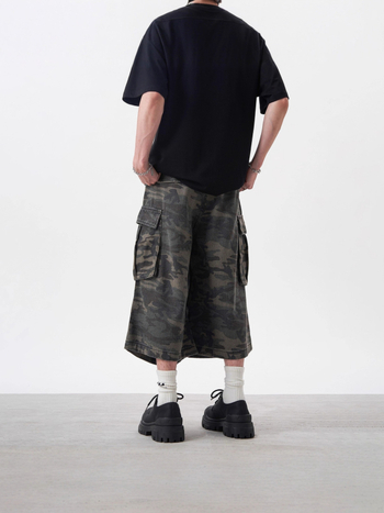 Muške traper šorceve s camouflage cargo džepovima, široki kroj, kratki do koljena, ljetni streetwear hip-hop stil