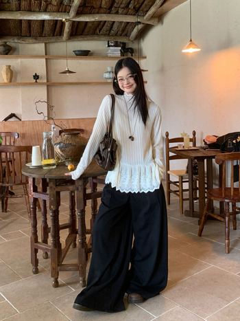 Ženska bluza s polu-visokim ovratnikom, čipkasti rub, dugi rukav, patchwork detalji, srednja duljina, korejski stil, jesen 2025