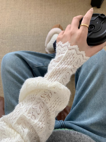 Tricou cu guler înalt, dantelă la guler, mâneci lungi, din poliester-elastan, model solid, lungime standard