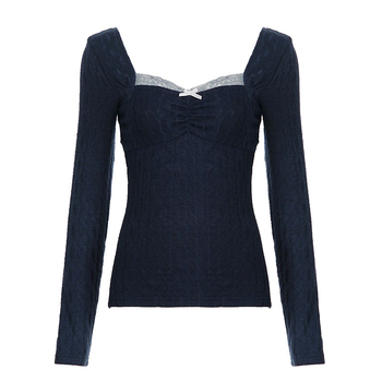 Pulover din poliester și elastan, guler pătrat, croială slim, mâneci lungi