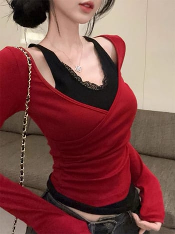 Tricou damă cu mâneci lungi, decolteu în V și inserție din dantelă, croială Slim (Material poliester; Amestec Spandex; Mâneci lungi; Guler V; Inserție dantelă)