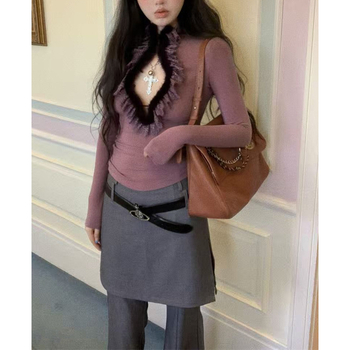 Poliészter anyagú kapucnis felső, hosszú ujjú, kerek nyakú, slim fit