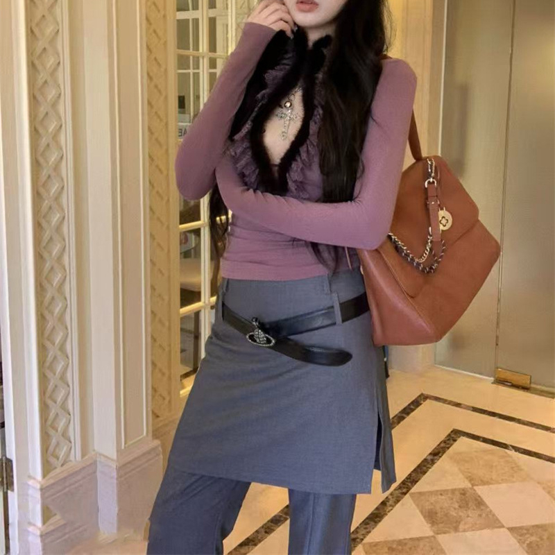 Poliészter anyagú kapucnis felső, hosszú ujjú, kerek nyakú, slim fit