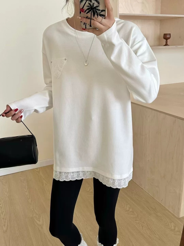Hosszú ujjú póló csipkés díszítéssel, kerek nyak, középhosszú, poliészter 95%+, normál szabás, ősz 2024