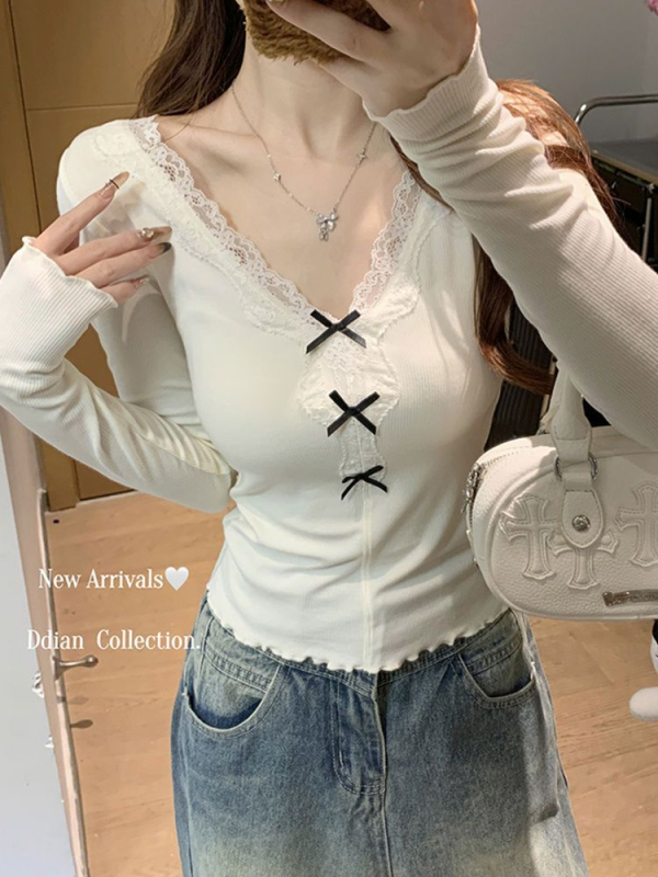 Női T‑póló V‑nyakkal, hosszú ujjú, laza szabás, modal szövet 80–90%, spandex <30%, rövid hosszúságú (40–50 cm), ősz-tél, elegáns városi stílus