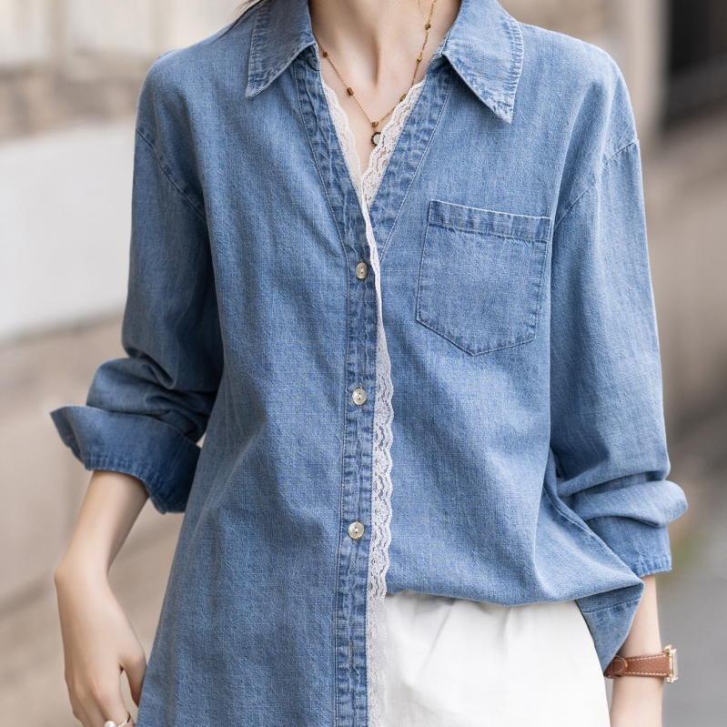 Női farmering csipkés szélekkel, hosszú ujjú, szabályos szabás, vasalásmentes kivitel, 70–80% poliészter