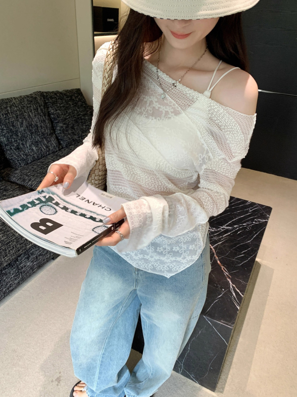 Poliészter csipkés felső off-shoulder kivágással, hosszú ujjú, réteges dizájn