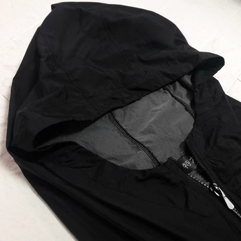 Vjetrovka s kapuljom, tanka tkanina, zatvarač, labav kroj, poliester