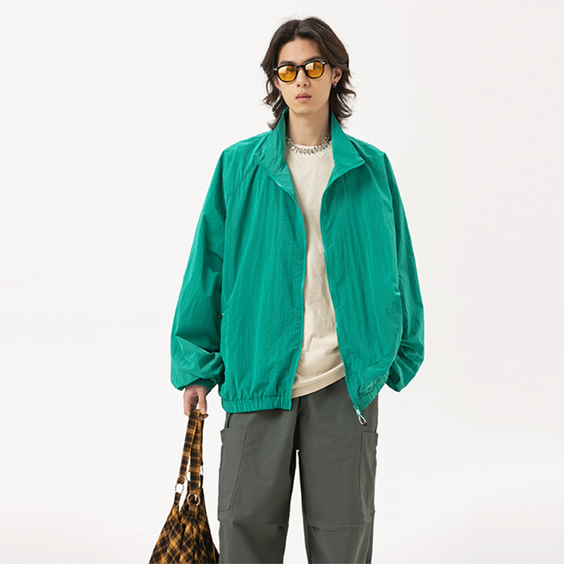 Päikesekaitsejakk, kerge nailonisegu, vaba lõige, kapuutsivaba, teismelised