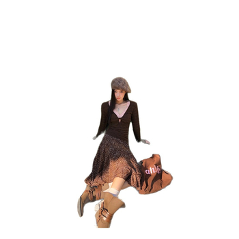 Puuvillane pikkade varrukatega T-särk elastaaniga, pitsiline V-kaelus, muster sobitatud, kitsas lõige