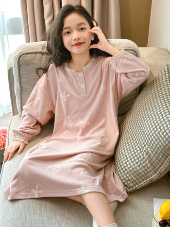 Tüdrukutele pikkade kätega ööriide Derong sametist, paks polüestersegu 90% polüester + 10% spandeks, anti-staatiline ja soojendav, lastele alates 8. eluaastast, kevad/sügis/talv