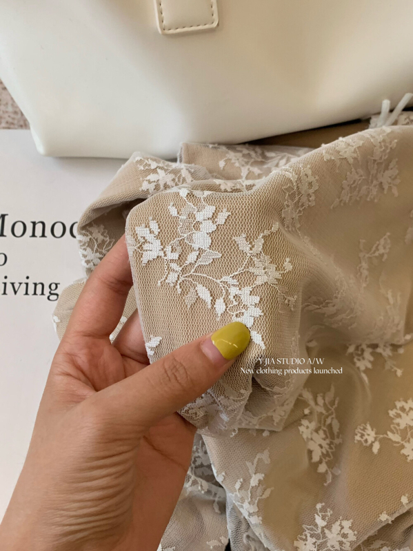 Puuvillane kapuutsiga T-särk pikkade varrukatega, ühtlane värv, 95% puuvill, talveversioon 2025