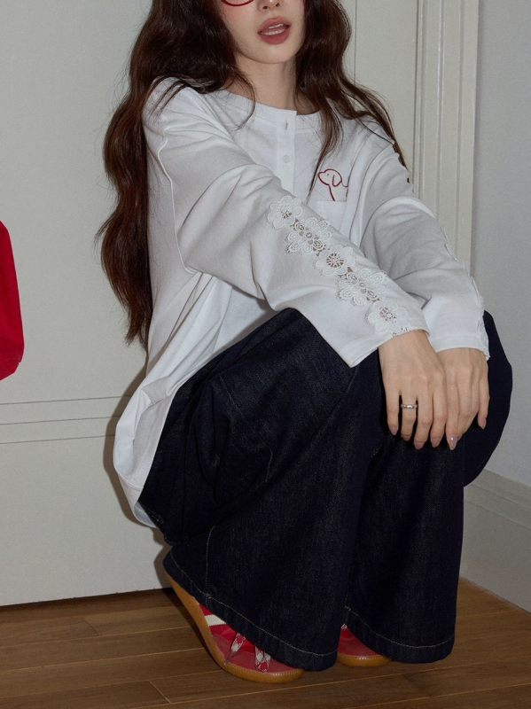 Tikitud pitsiga T-särk ümmarguse kaelusega, pikad varrukad, vaba lõige