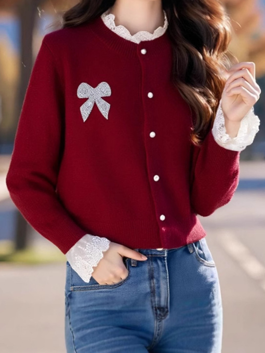 Kootud pullover polo krae, värvilise ploki muster, pikad varrukad, vaba lõige