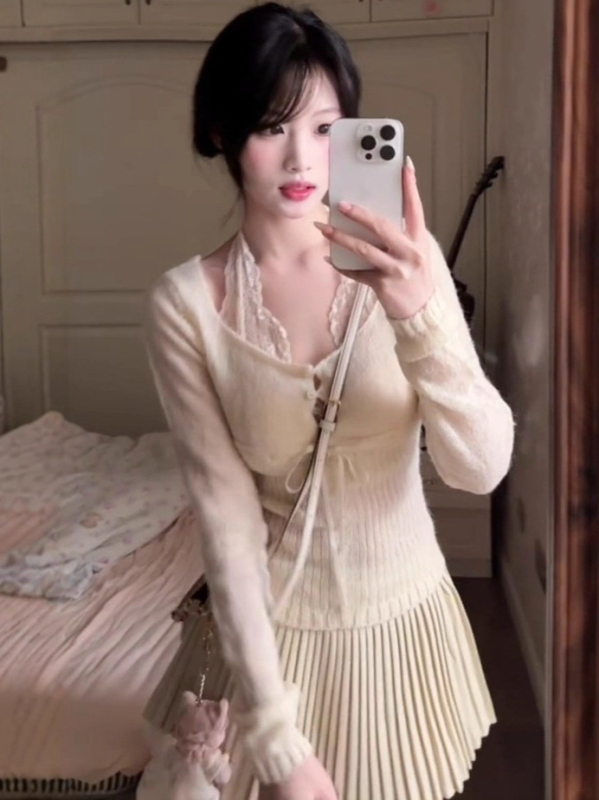 Naiste kampsun pikkade varrukatega, V-kaelus, kits lõige, polüester 90–95%