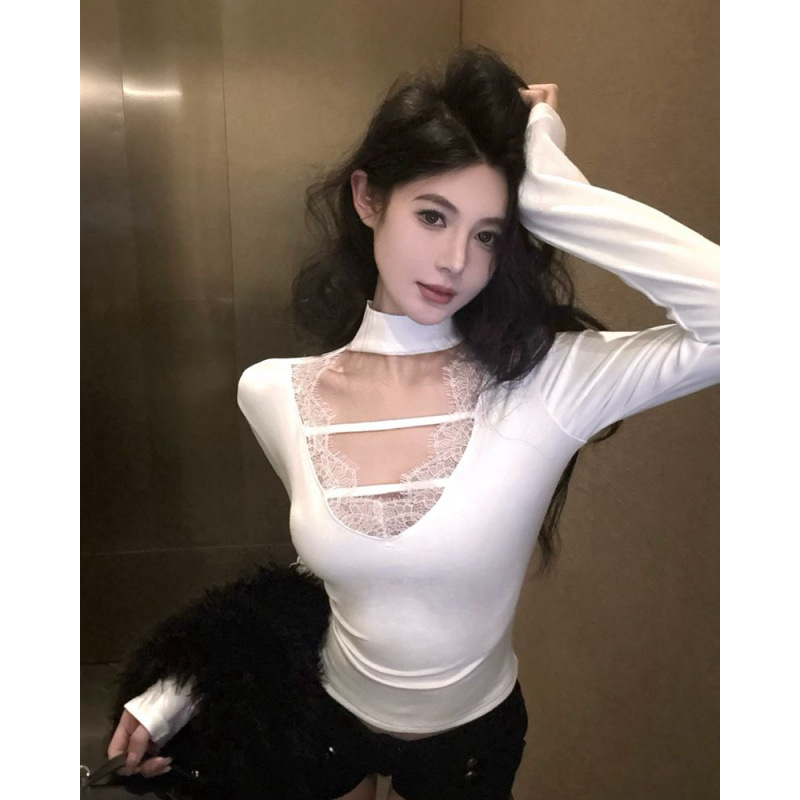 T-särk V-kaelusega, pikkade varrukatega, slim fit (puuvillane kangas; pitsi detailid)