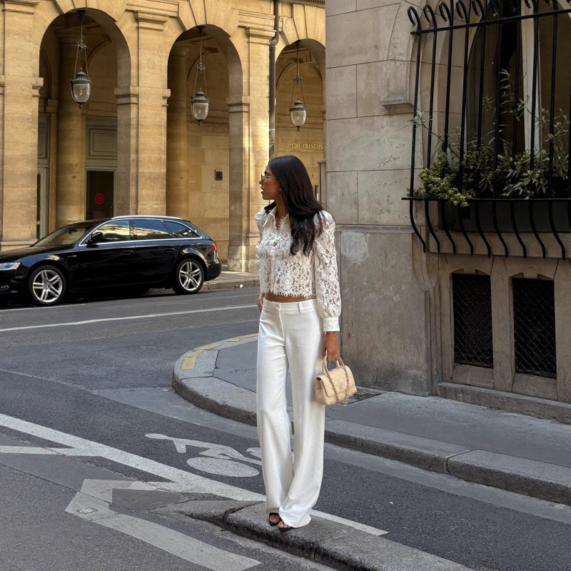 Pikkade varrukatega särk, särk-kaelusega, tikanditega detailid, 95% polüester, tänavustiil, normaalne pikkus 50–65 cm