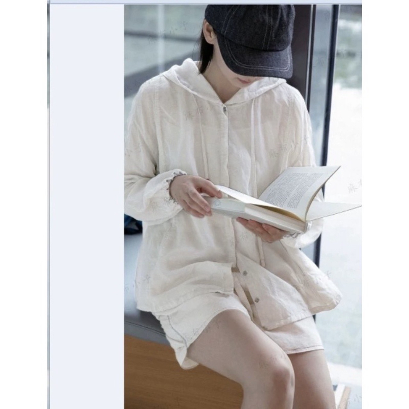 Kanepist valmistatud päikesekaitsega kapuutsiga lukk-jakk – 95% kanep, pikad varrukad, tavapikkus 50–65 cm, ühevärviline, suvi 2025