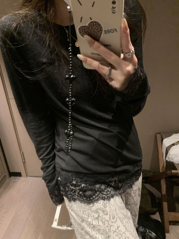 Naistele pikkade varrukatega T-särk ebakorraparaste pitspaneelidega, slim fit, polüester-spandeks segu, ümara kaelusega, keskmise pikkusega