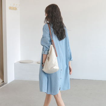 Rasedate kleit triibulise mustriga, krae lapell, pikad varrukad, midi pikkune lotus lehtede volan.