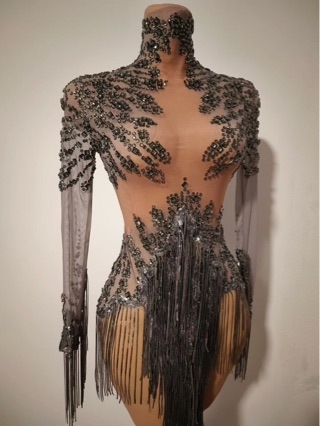 Naiste lavaesine kombinezon kutid ja kristallidega, läbipaistev võrk | Spandex 70-80% (Sügis 2025)