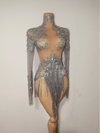 Naiste lavaesine kombinezon kutid ja kristallidega, läbipaistev võrk | Spandex 70-80% (Sügis 2025)