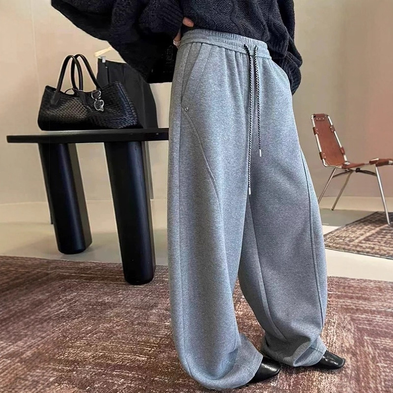 Igapäevased laiad püksid, kõrge vöökoht, nööriga, 70–80% polüester, mikroelastsus