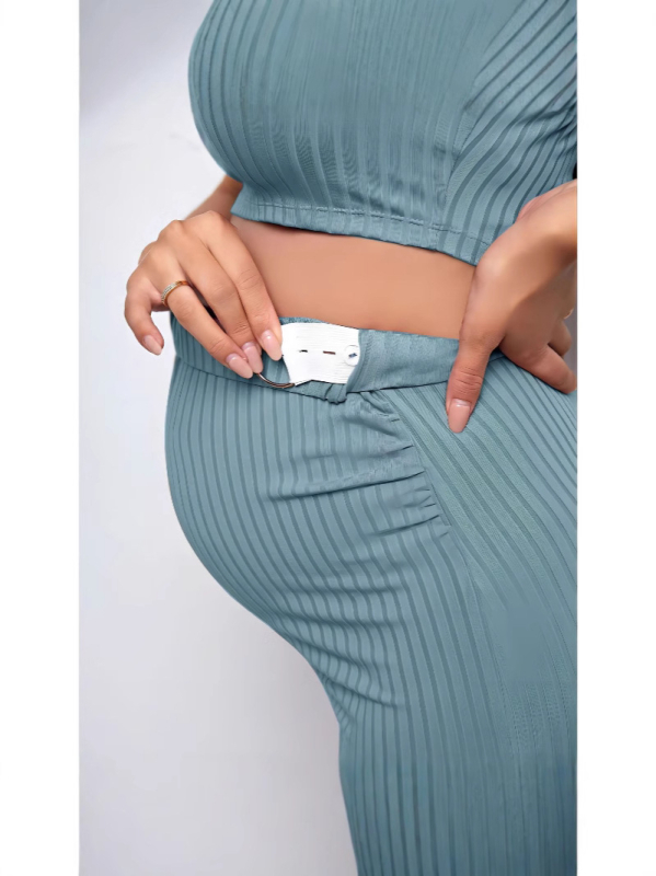 Rasedate komplekt: halterneck top ribatud kudum ja pliiatsseelik, varrukateta, reguleeritav vöö, ühevärviline