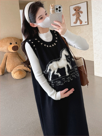 Korealise stiiliga rasedate komplekt: jacquard-kootud kleit ja vestiga, pikkade varrukatega ja aluskiht, sügis 2025