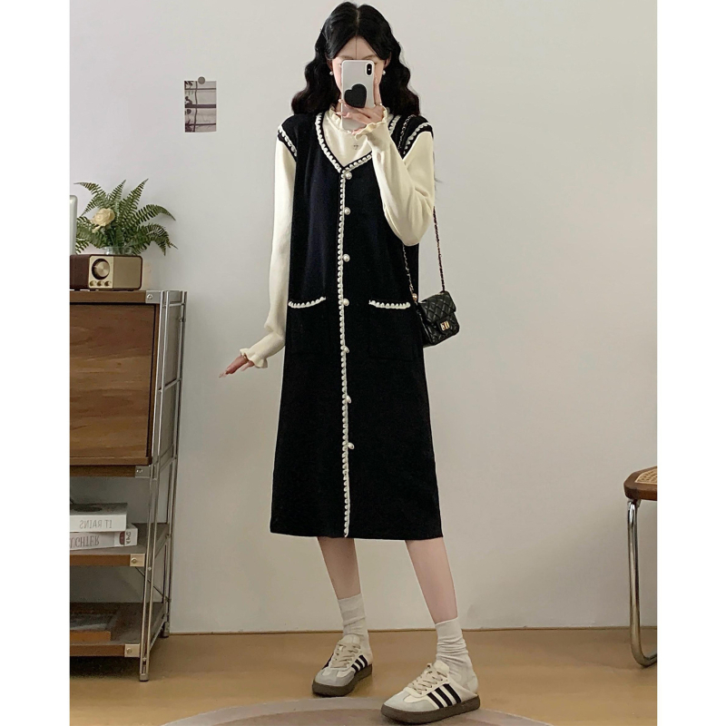 Rasedate kleit sügisel, laisva ja igapäevane, puuvillane trikotaaž, ümmarguse kaelusega, varrukateta, mini pikkus