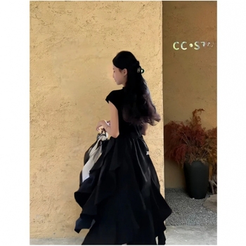 Imetamise kleit avausega imetamiseks, ebakorraparane midi seelik, kroonlehekujuline varrukad, lotose lehe krae, kootud kangas