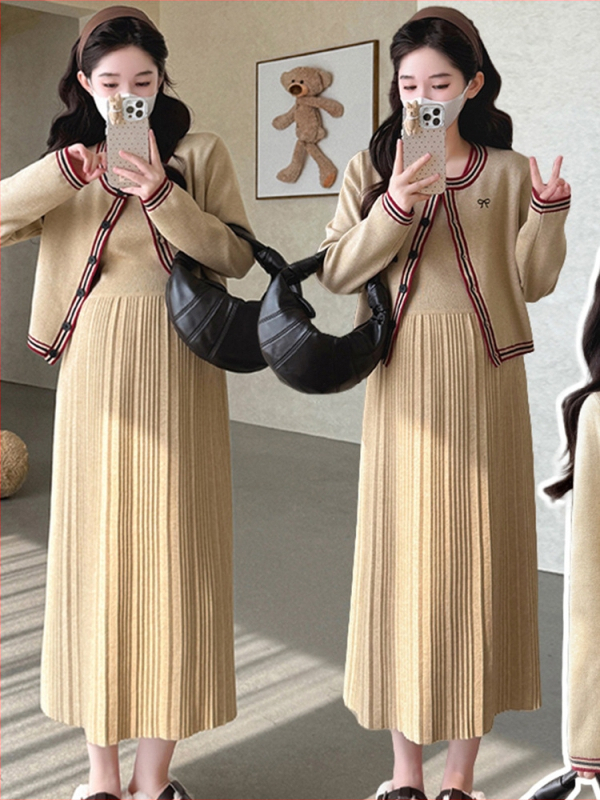 Tehotenský dvojdielny set: dlhé rukávy, pletený materiál z akrylu a spandexu (30–50% akrylu, pod 30% spandexu), stredne dlhá sukňa, 2025.