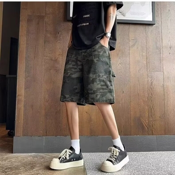 Dekonstruktiivsed kamuflaaž džinsšortsid - vaba lõige, mikroelastsest puuvillast denimi, suvi 2025