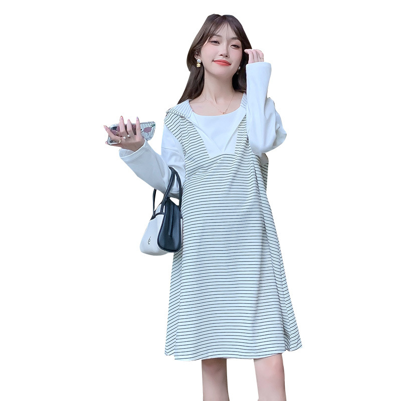 Rasedate sügisene kleit, pikkade varrukatega, ümmarguse kaelusega, triibuline muster, keskmise pikkusega kleit, polüester materjal, kolaaži detailid