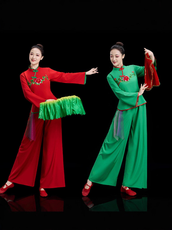 Yangko tantsukostüüm unisexile (puuvillane materjal, 70–80% puuvillasis sisaldus, kaela silt, kevad 2025)