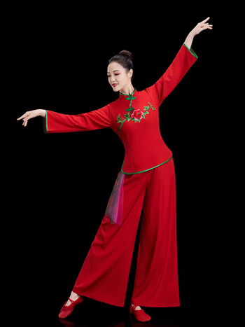 Yangko tantsukostüüm unisexile (puuvillane materjal, 70–80% puuvillasis sisaldus, kaela silt, kevad 2025)