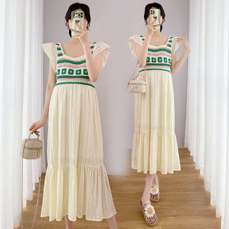 Rasedate suvekleit ilma varrukateta ruudukujulise kaelusega, puuvillasegu kangas, midi pikkus, etnilise stiiliga, suvi 2022