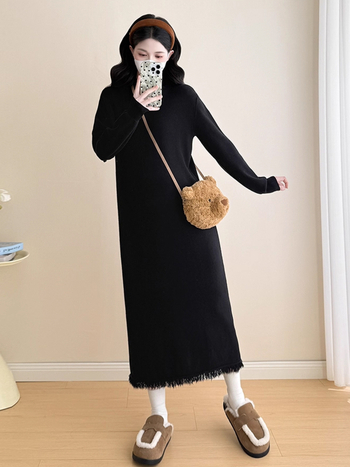 Rasedatele mõeldud kudumkleit, vaba lõige, ümmargune kaelus, pikad varrukad, akrüül-nailon segu