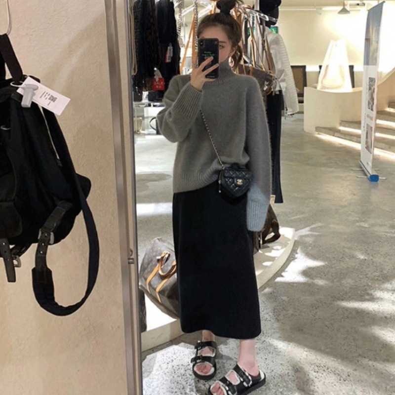 Rasedate kootud midi kleit lotose lehega krae, 3/4 käised, ühtlane värv, villa 95%+