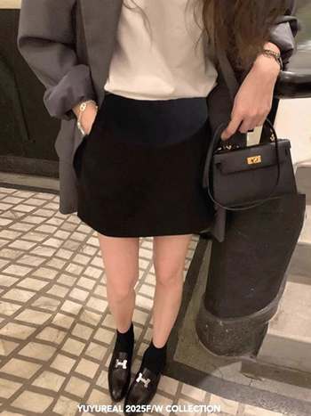 Rasedateleile mõeldud A-line lühike seelik, ilma varrukateta, ilma kaeluseta, 90% polüester 10% spandex