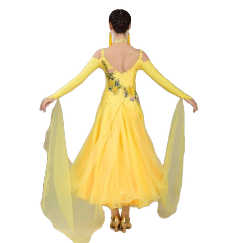 Balroom tantsukleit grupipidude jaoks – Milk Silk kangas, 30–50% elastaan; Snow Rhyme Dance; Kevad 2025