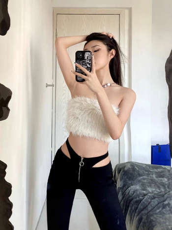 Γυναικείος camisole τοπ με τιράντες, στενή γραμμή, υπερ-κοντό μήκος (≤40 εκ.), ύφασμα από βαμβάκι 95% + 5% σπάντεξ