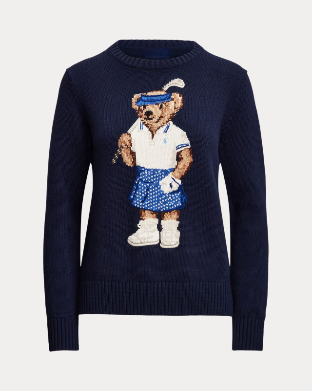 Dámska mikina s kapucňou a výšivkou medveďa, štíhla silueta, dlhé rukávy, vysoký golier.