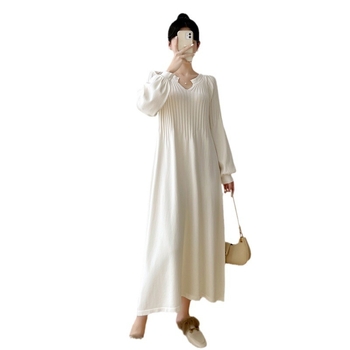 Trudnička pletena haljina s V izrezom, dugi rukavi, viskozni materijal, srednja duljina, visok struk