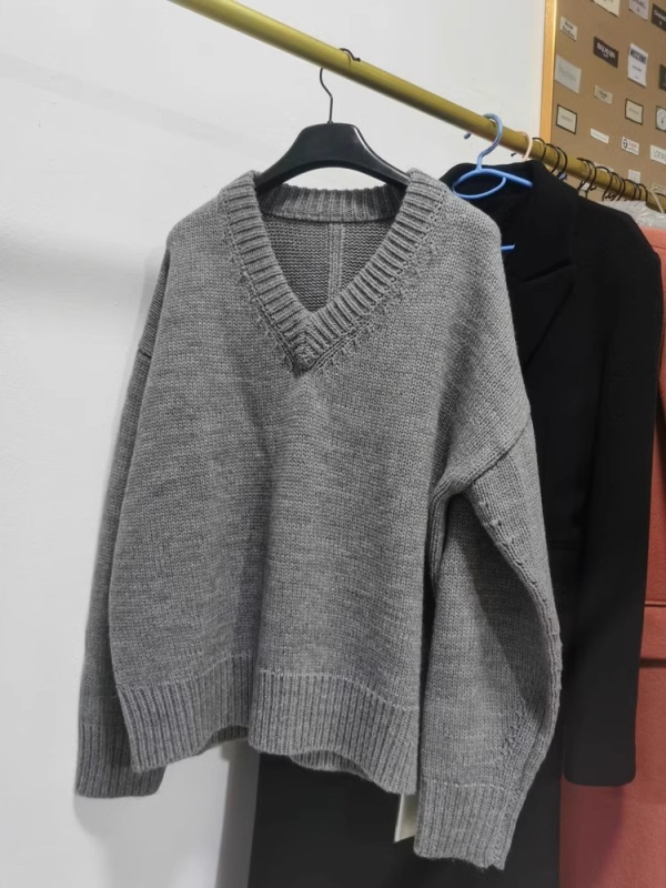 Ženski vuneni džemper s V-izrezom, patchwork dizajn, slobodan kroj, srednja duljina, mješavina vune i kašmira